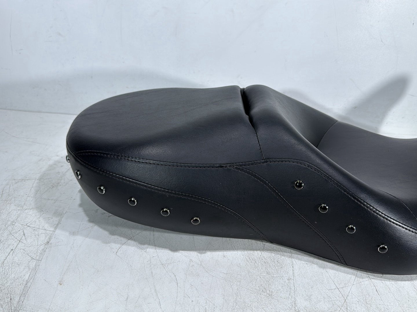 2016 Harley Road King Touring FLHR OEM Passenger Rider Driver Seat Saddle
