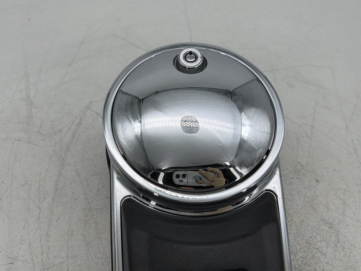 2005 Harley Electra Glide Touring Ultra OEM Fuel Gas Tank Dash Console NOKey