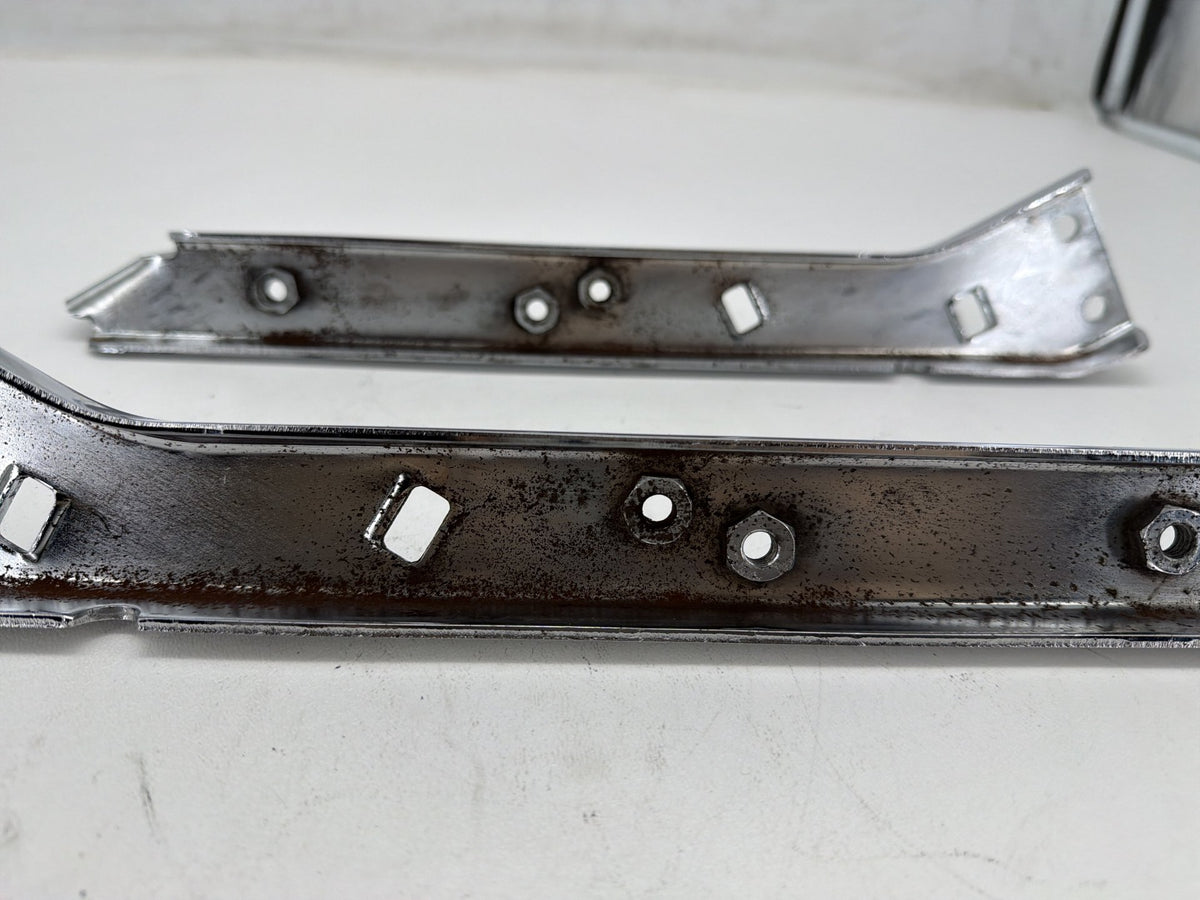 95 Harley Electra Glide Classic OEM Left Right Saddlebag Fender Struts Brackets