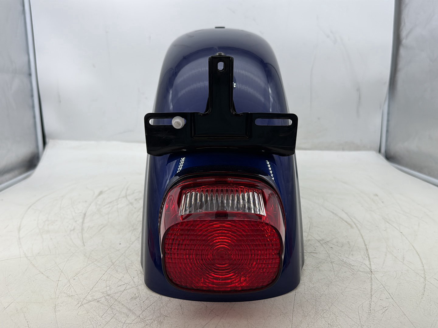 2006 Harley Sportster XL883L 883 Low OEM Rear Wheel Fender Taillight Brake Lamp