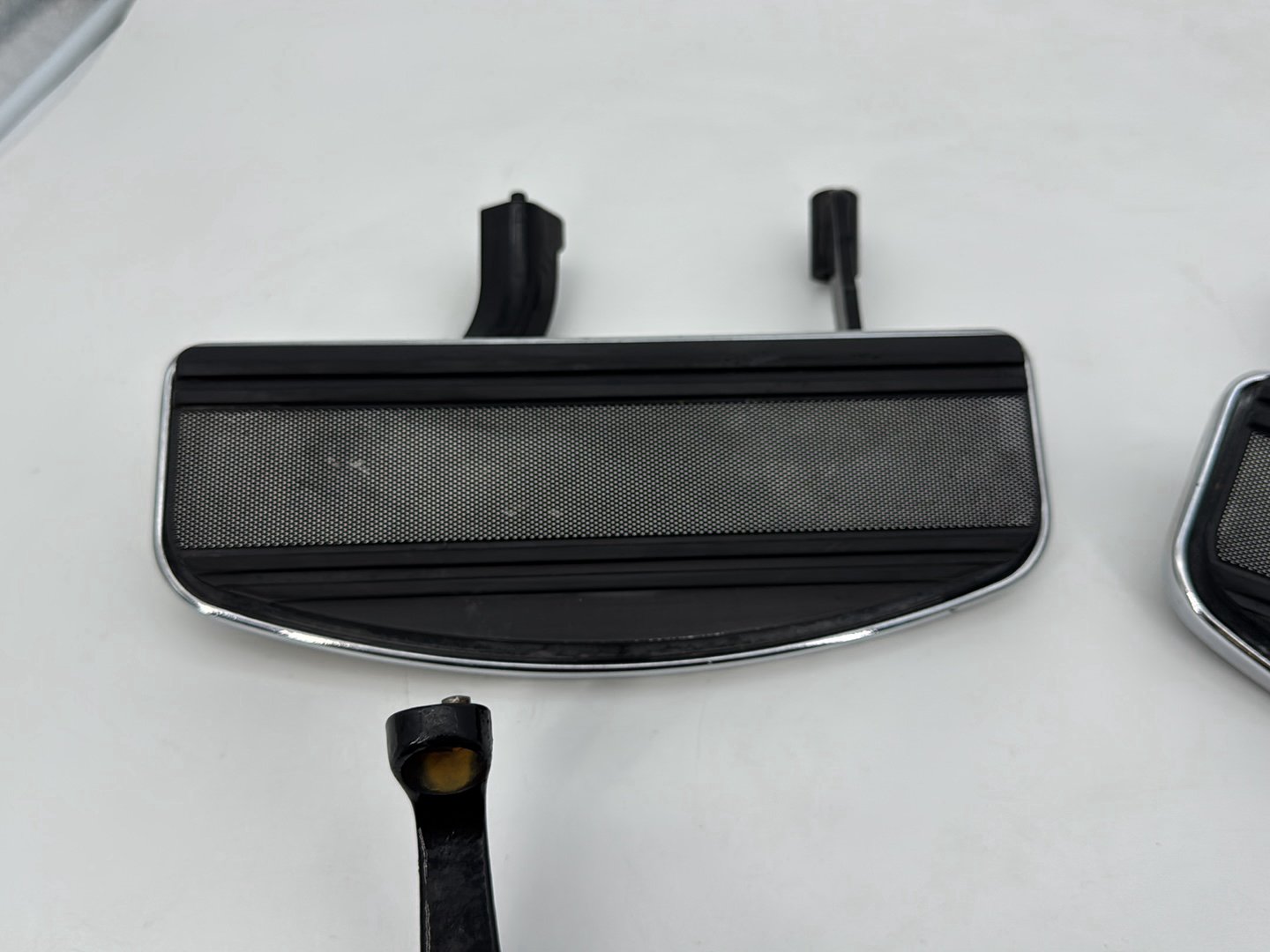 2007 - 2012 Harley-Davidson Touring Road Glide Left Right Driver & Pass Floorboard Foot Rest 	50606-06
