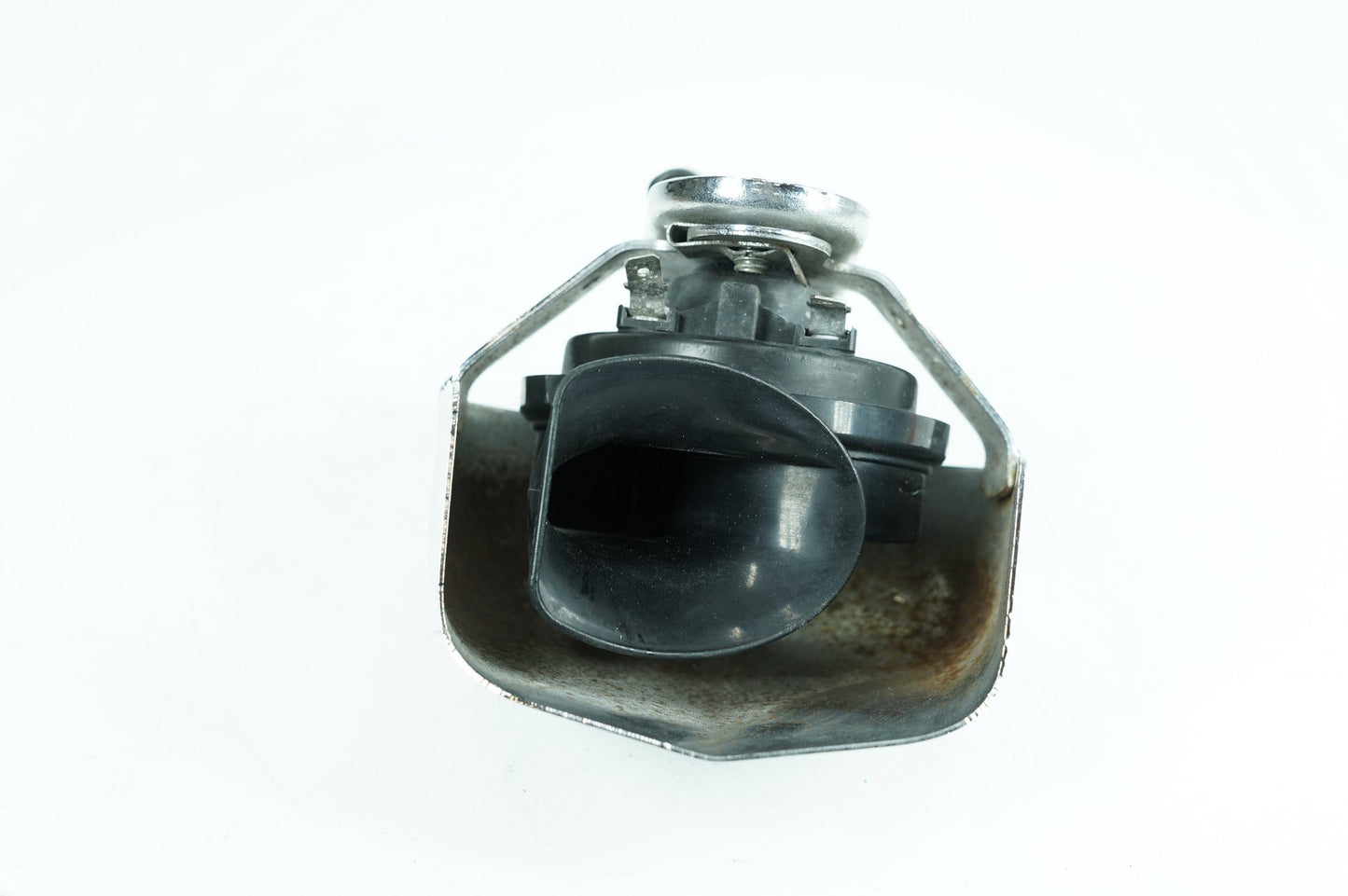 1999 - 2006 Harley-Davidson Touring Electra Glide Classic Horn Signal Klaxon Chrome Cover  	69012-93A