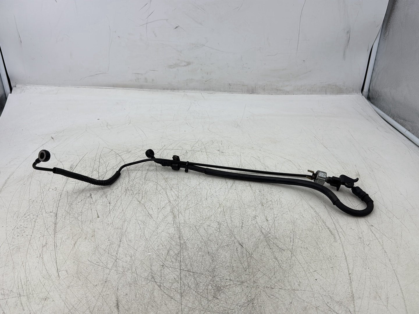 1998 Harley Touring FLHTCUI Electra Glide Ultra OEM Rear Brake Hose Line Pipe