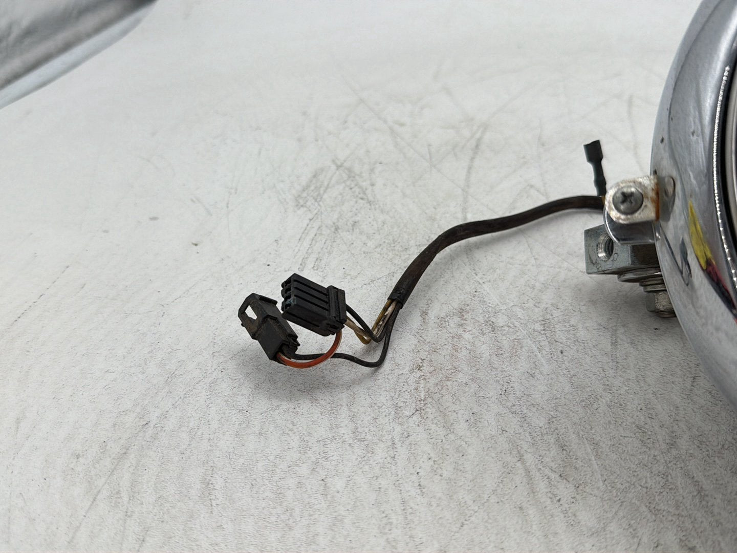 2011 Harley Heritage Softail Classic FLSTC OEM Headlight Headlamp Head Light Halogen