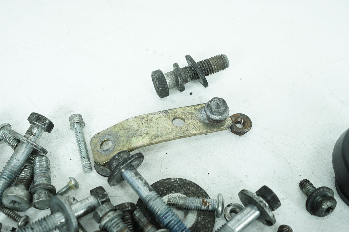 2007 - 2012 Harley-Davidson Touring CVO Electra Screamin Eagle Hardware Bolts Nuts & Brackets
