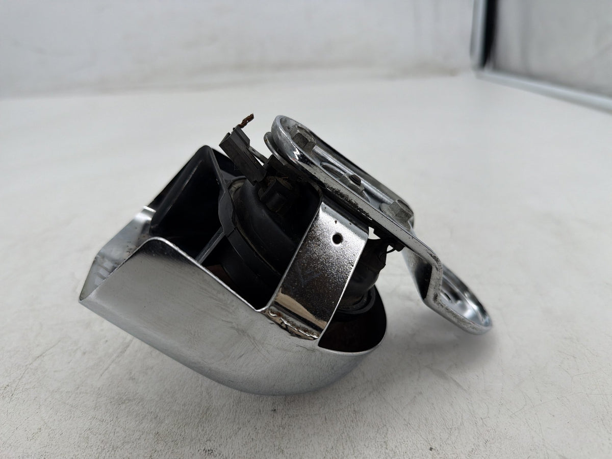 1996 Harley Electra Glide Touring Ultra OEM Horn Signal Klaxon Chrome Cover