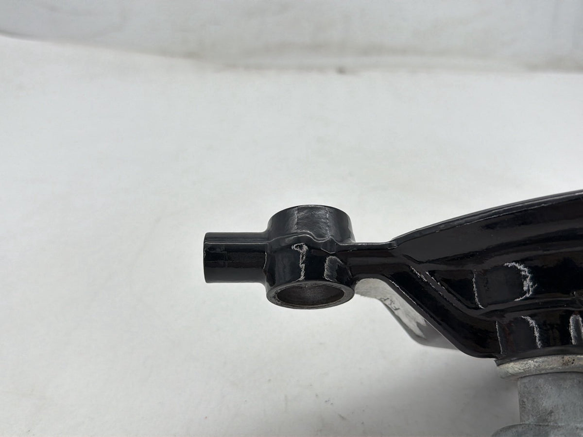 2010 Harley Street Glide Touring FLHX OEM Front Fork Upper Triple Tree Bracket