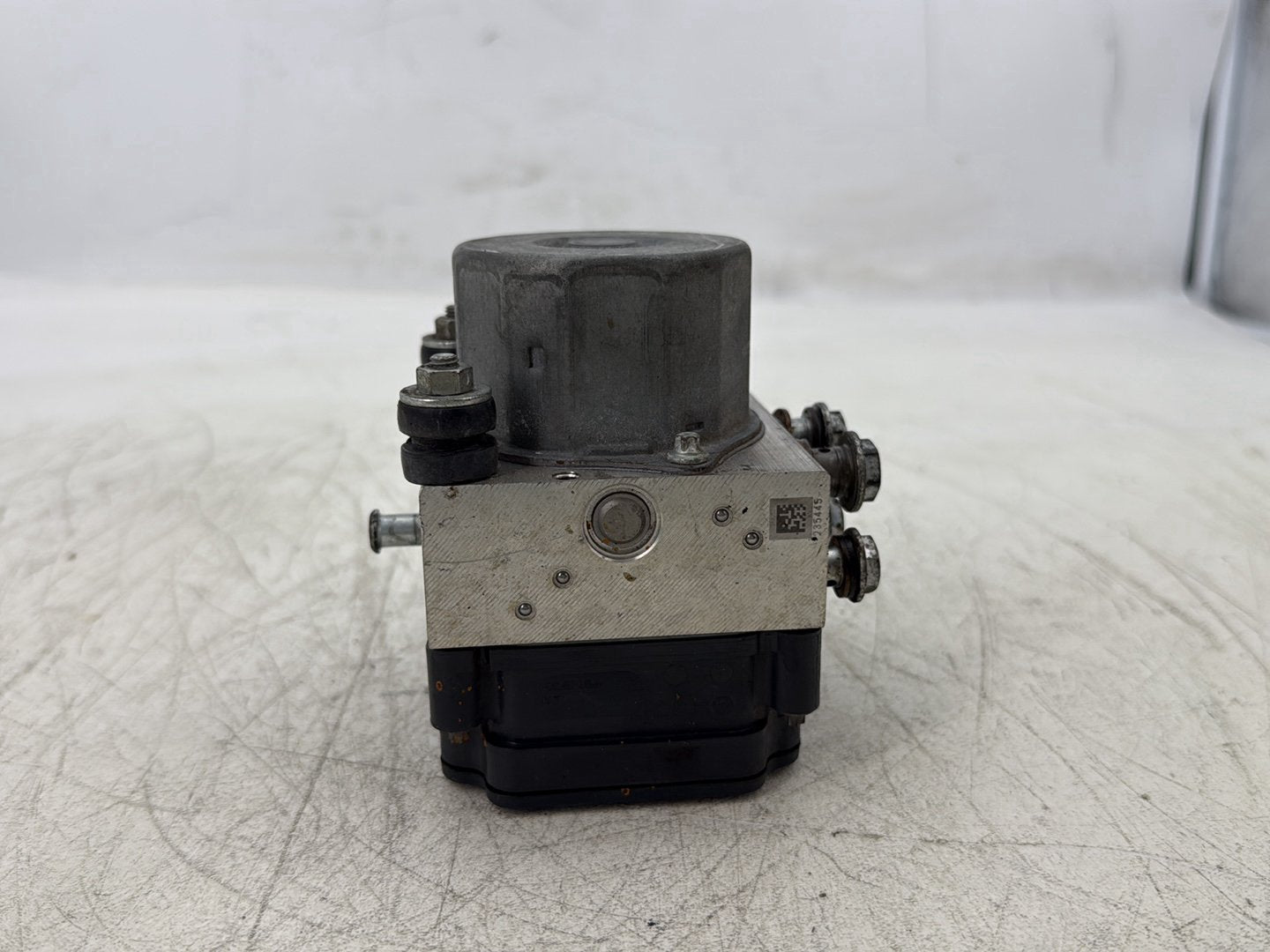 2015 Harley Road Glide Touring FLTRXS OEM ABS Brake Pump & Control Module