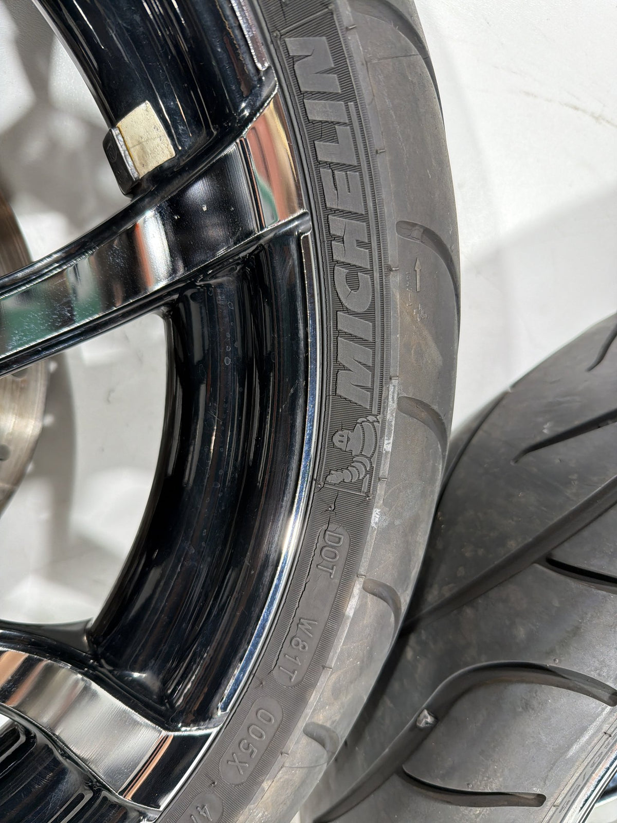 2010 Harley Street Glide Touring FLHX OEM Front & Rear Wheel Rim Tire 18" 18"
