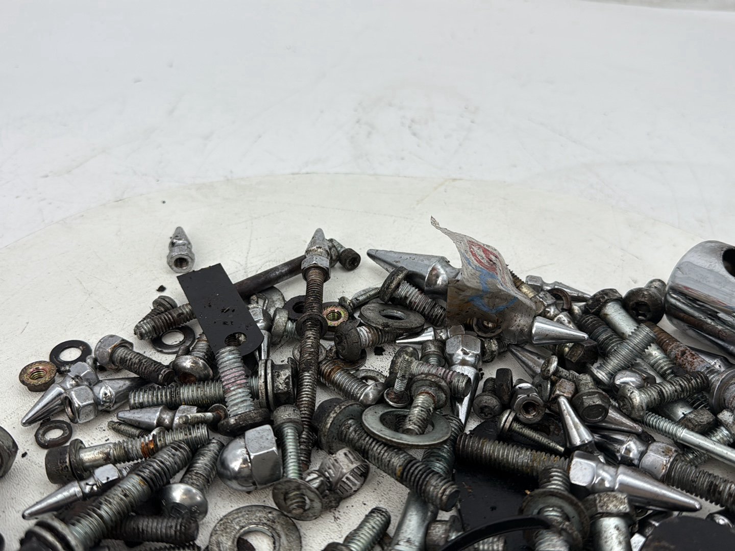 2006 Harley Dyna FXDWGI Wide Glide OEM Hardware Bolts Nuts & Brackets