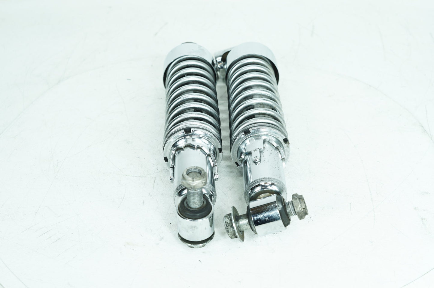 1991 - 2003 Harley-Davidson Sportster Hugger Rear Left Right Shock Absorbers  54568-92
