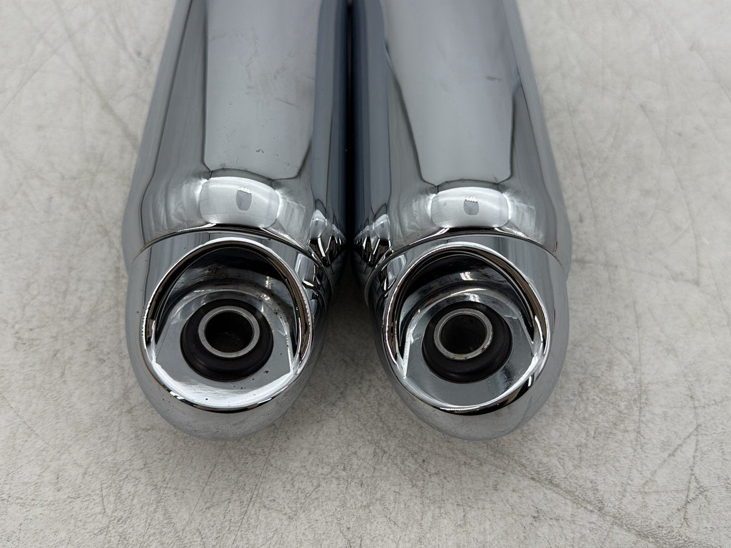 2010 Harley Dyna Fat Bob FXDF OEM Rear Left Right Shock Absorbers