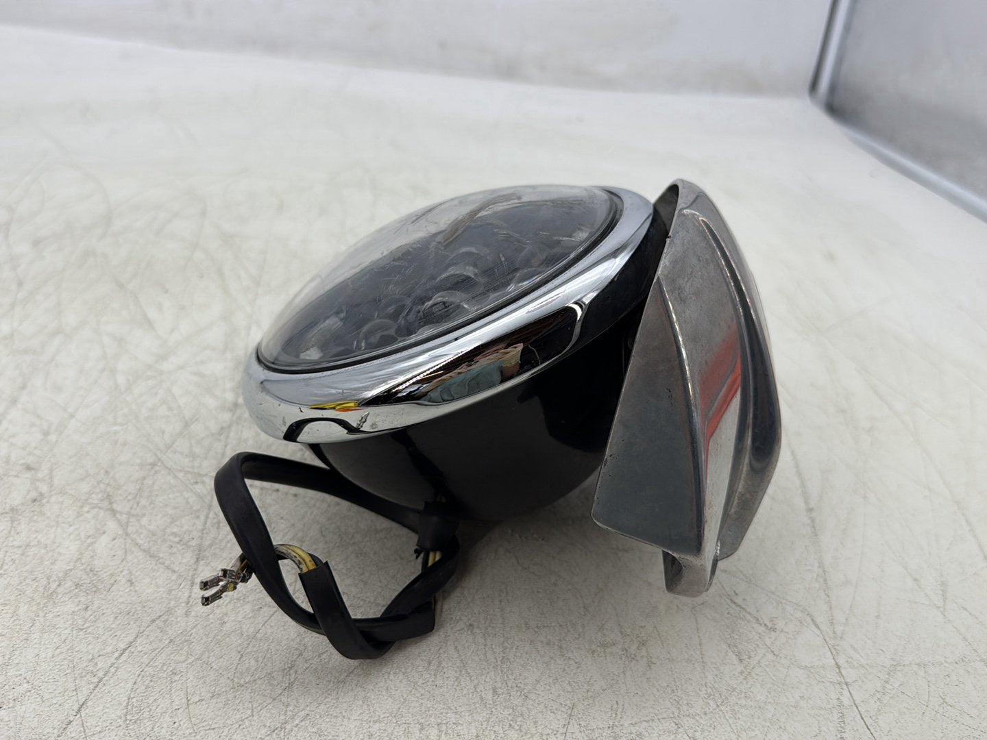2004 Harley Dyna Super Glide FXDI OEM Headlight Headlamp Head Lamp Light LED