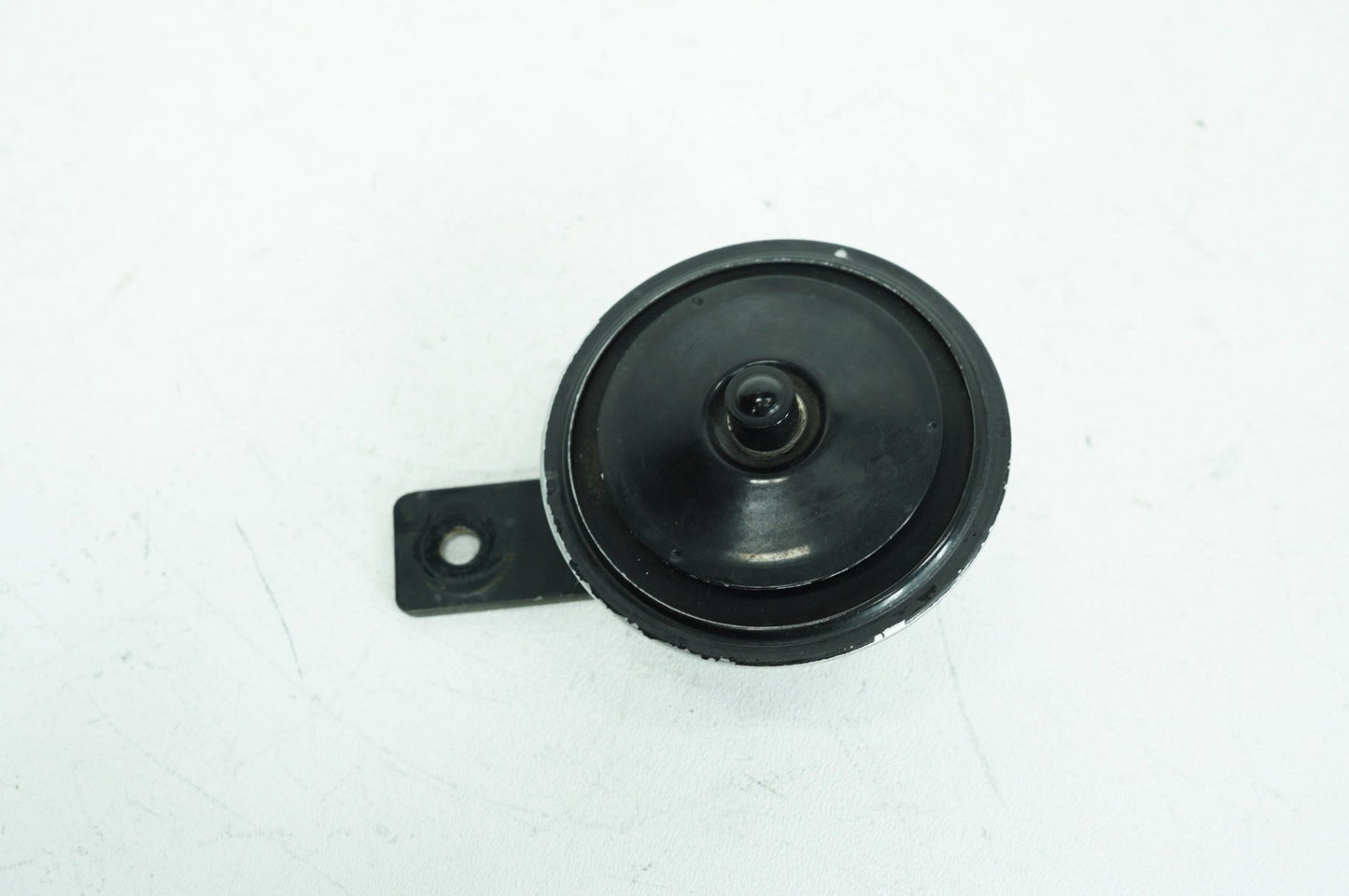 1986 - 2003 Harley-Davidson Sportster  Signal Horn Klaxon Beep 69043-91D