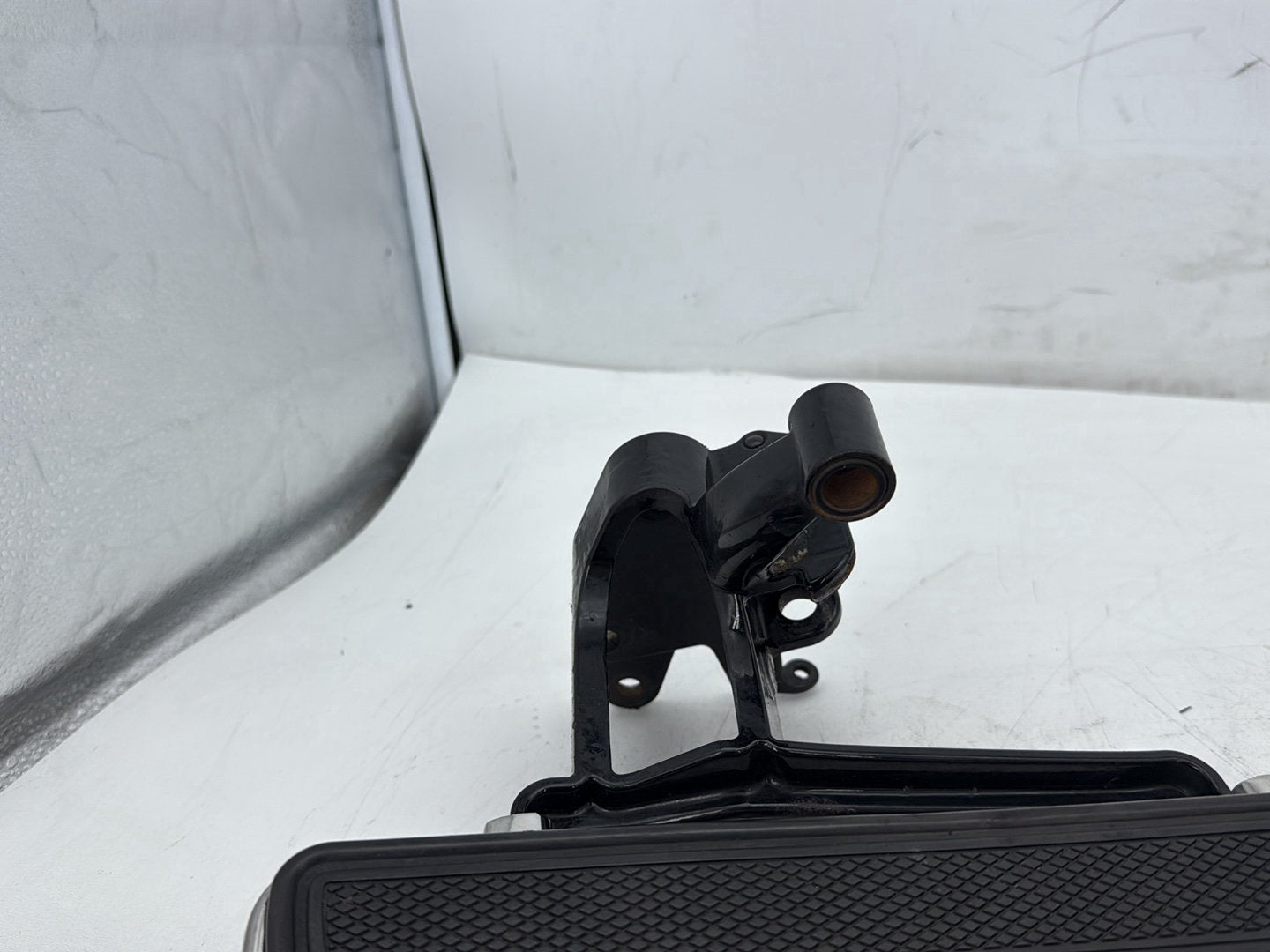 2013 Harley Heritage Softail Classic FLSTC OEM Left Right Driver Floorboard Foot Rest