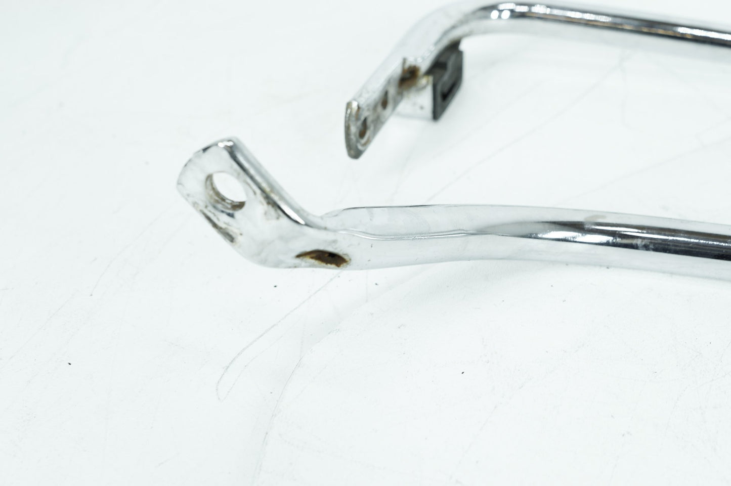 1999 - 2006 Harley-Davidson Touring Street Glide Rear Left Saddlebag Guard Rails Bar 49206-04,