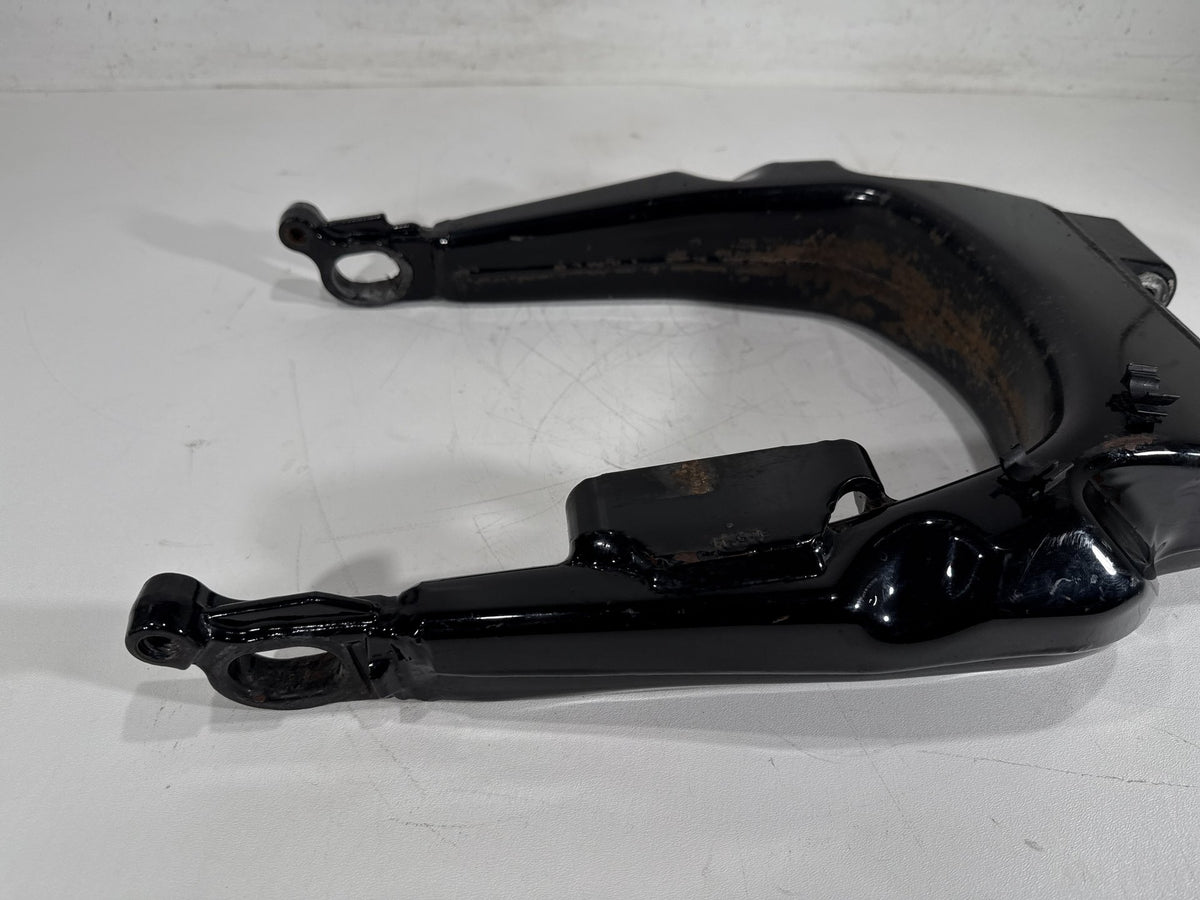 2011 Harley Road King Touring FLHR OEM Rear Fork Swingarm Swing Arm