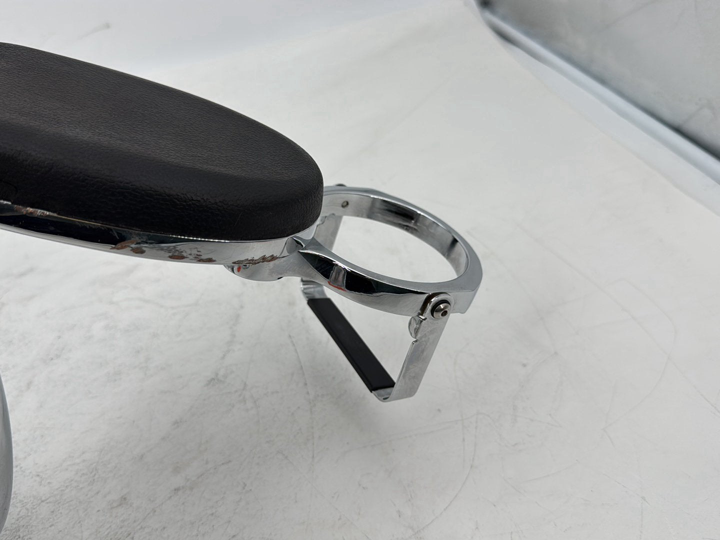 1999 - 2006 Harley-Davidson Touring Electra Glide Classic Armrest GQUIKGW