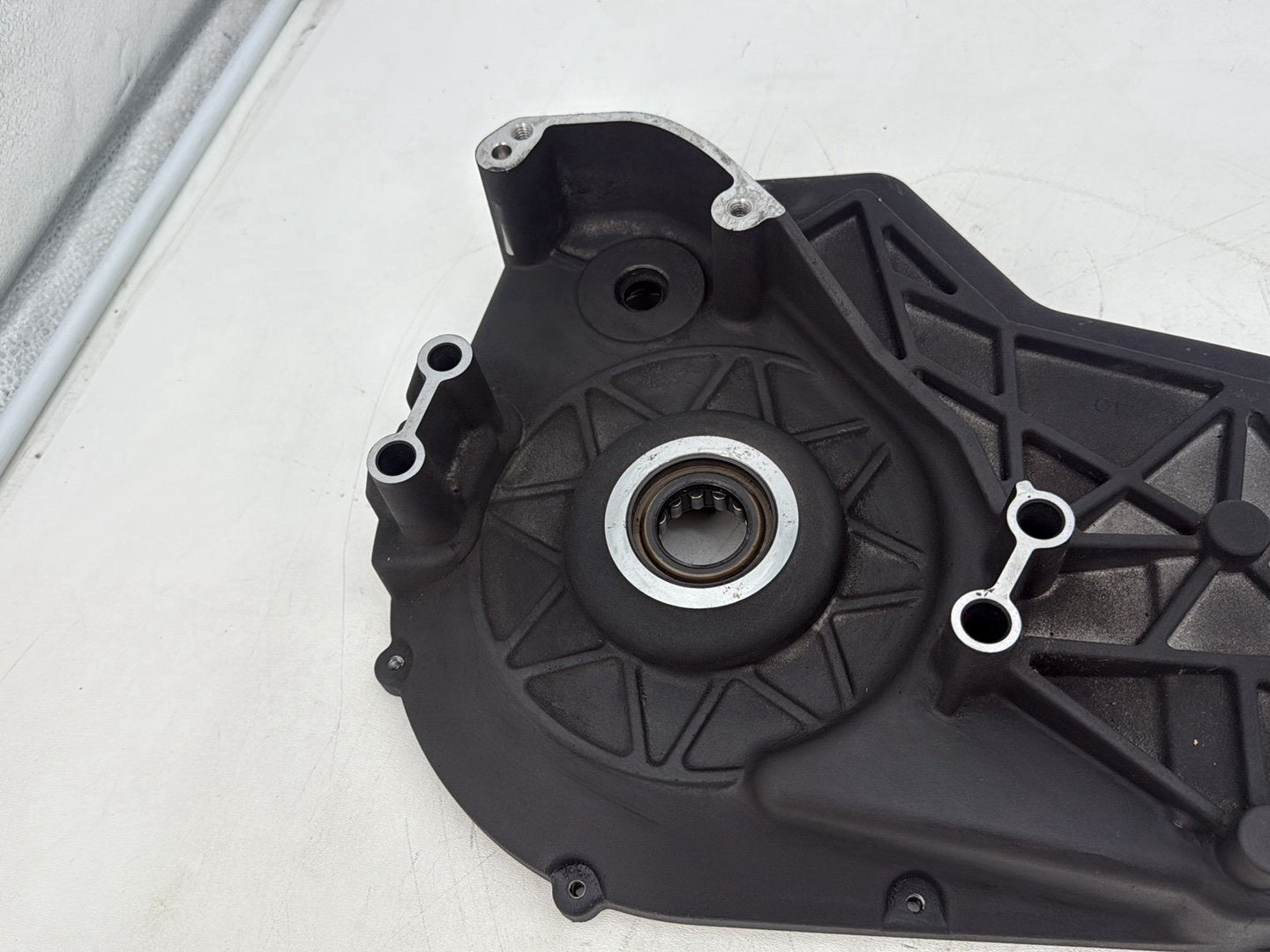 2005 Harley Heritage Softail Classic OEM Inner Primary Clutch Cover 60620-94B