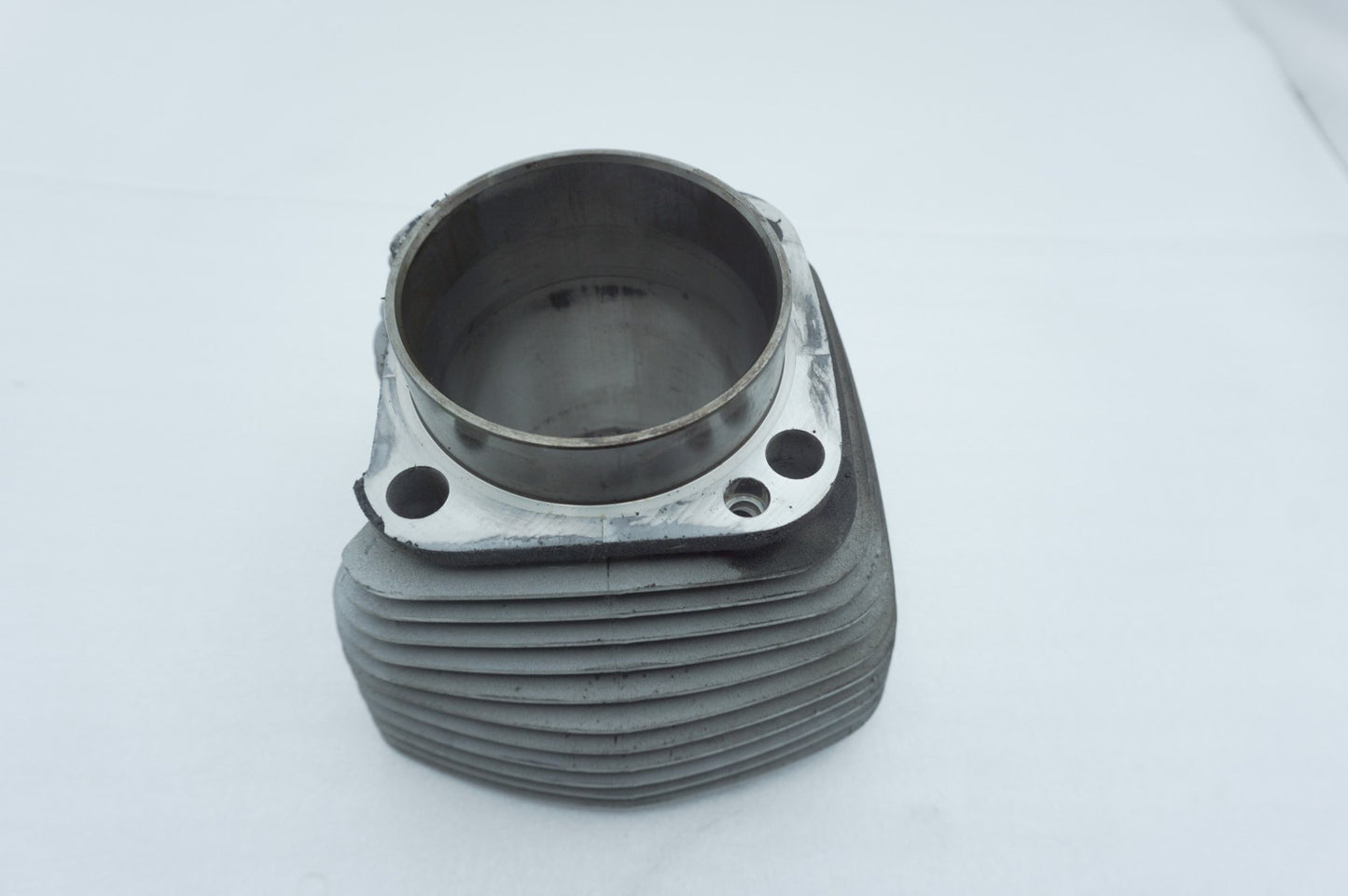 1999 - 2006 Harley-Davidson Touring Electra Ultra Classic Twin Cam Engine Jug 1 Cylinder Barrel 16525-99