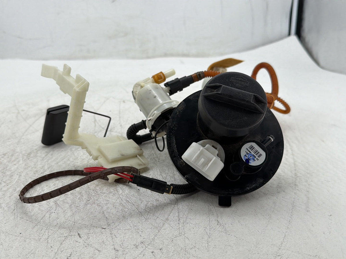 09 Harley Electra Glide Touring Ultra OEM Fuel Pump Gas Gasoline Petrol Sending