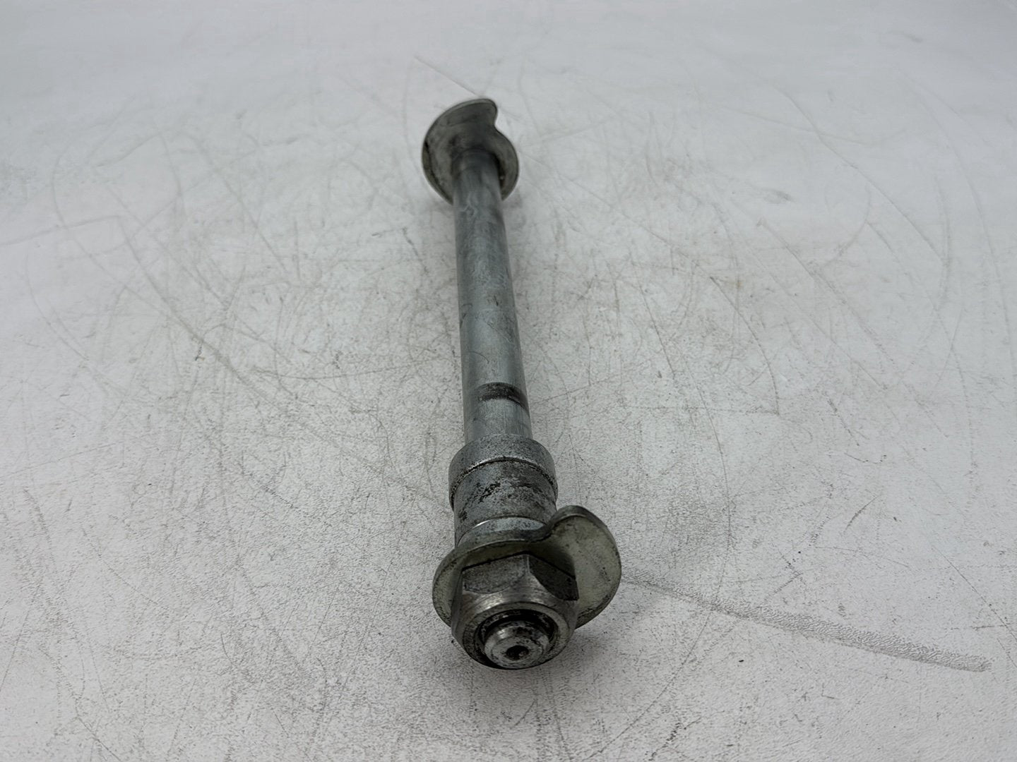 2005 Harley Electra Glide Touring Ultra FLHTCUI OEM Rear Wheel Axle Bolt Shaft
