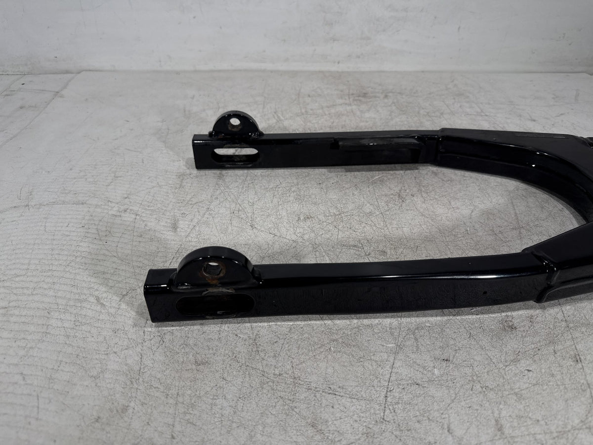 2000 Harley Sportster 1200 Custom XL1200C OEM Rear Wheel Axle Bolt Shaft