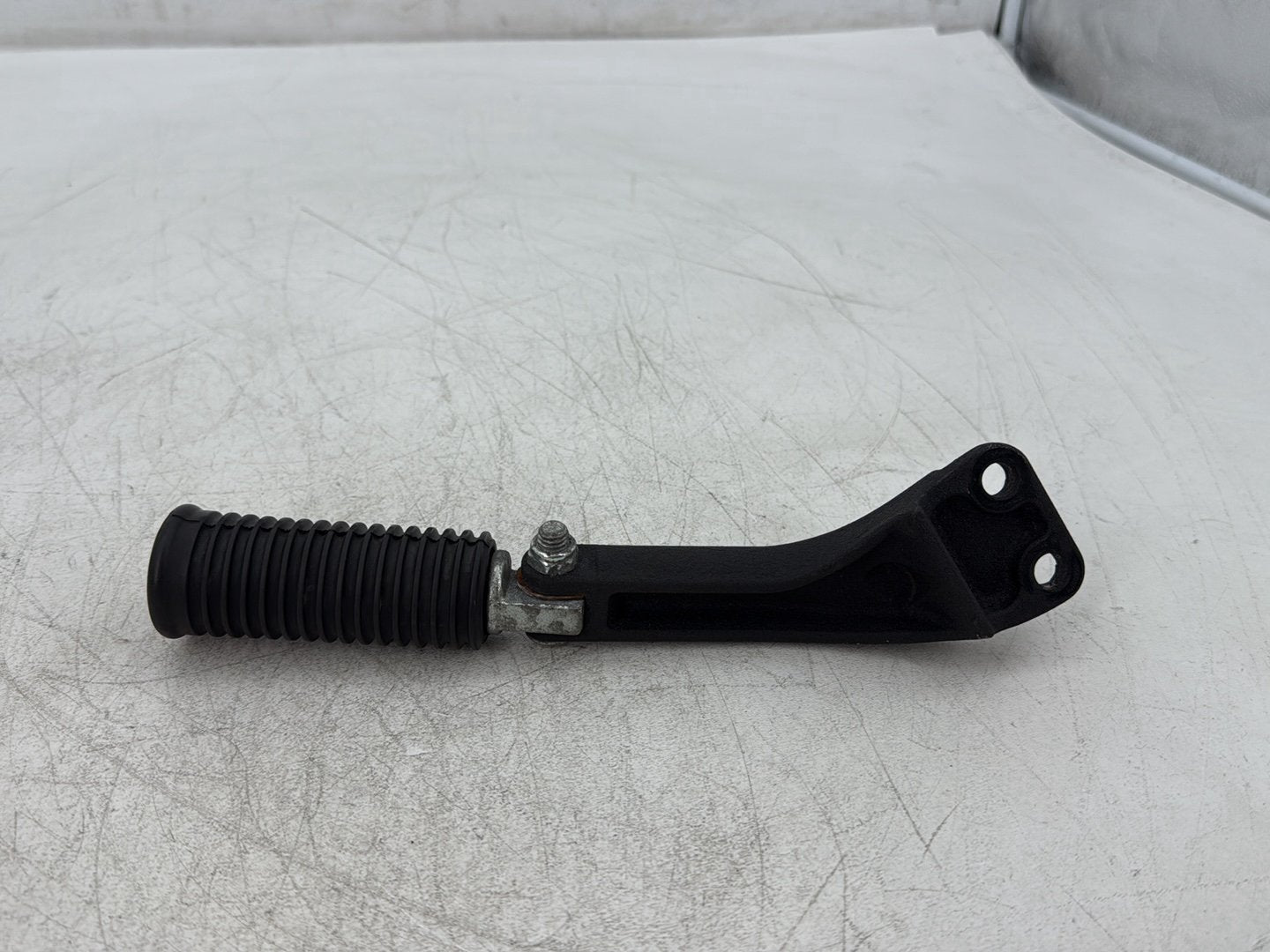2010 Harley Dyna Fat Bob FXDF OEM Rear Passenger 1 Foot Peg Step Rest