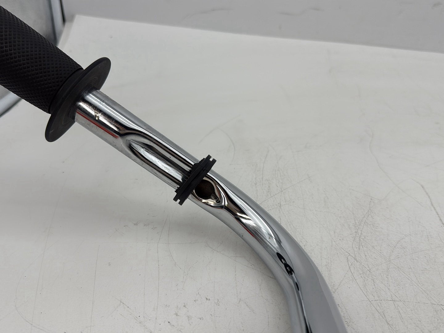 2007 Harley Touring FLHTCU Electra Glide Ultra OEM Front Handlebars Handle Bars