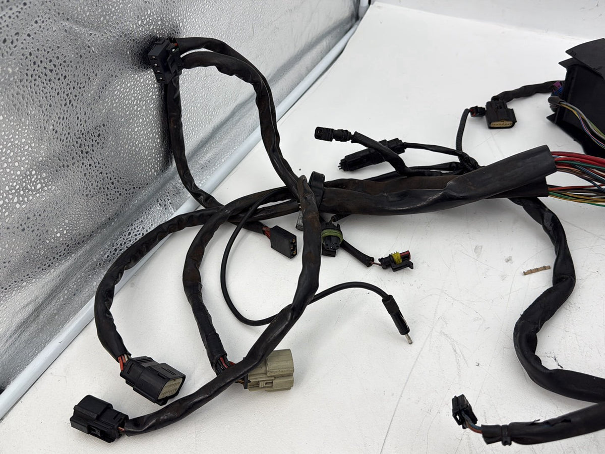 2007 - 2012 Harley-Davidson Touring Street Glide Main Wire Wiring Harness Loom NON-abs 70985-08