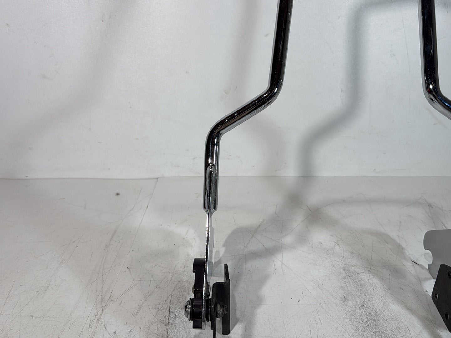 2007 - 2012 Harley-Davidson Touring Electra Glide Ultra Rear Back Sissy Bar Rail Sissybar 52933-97C