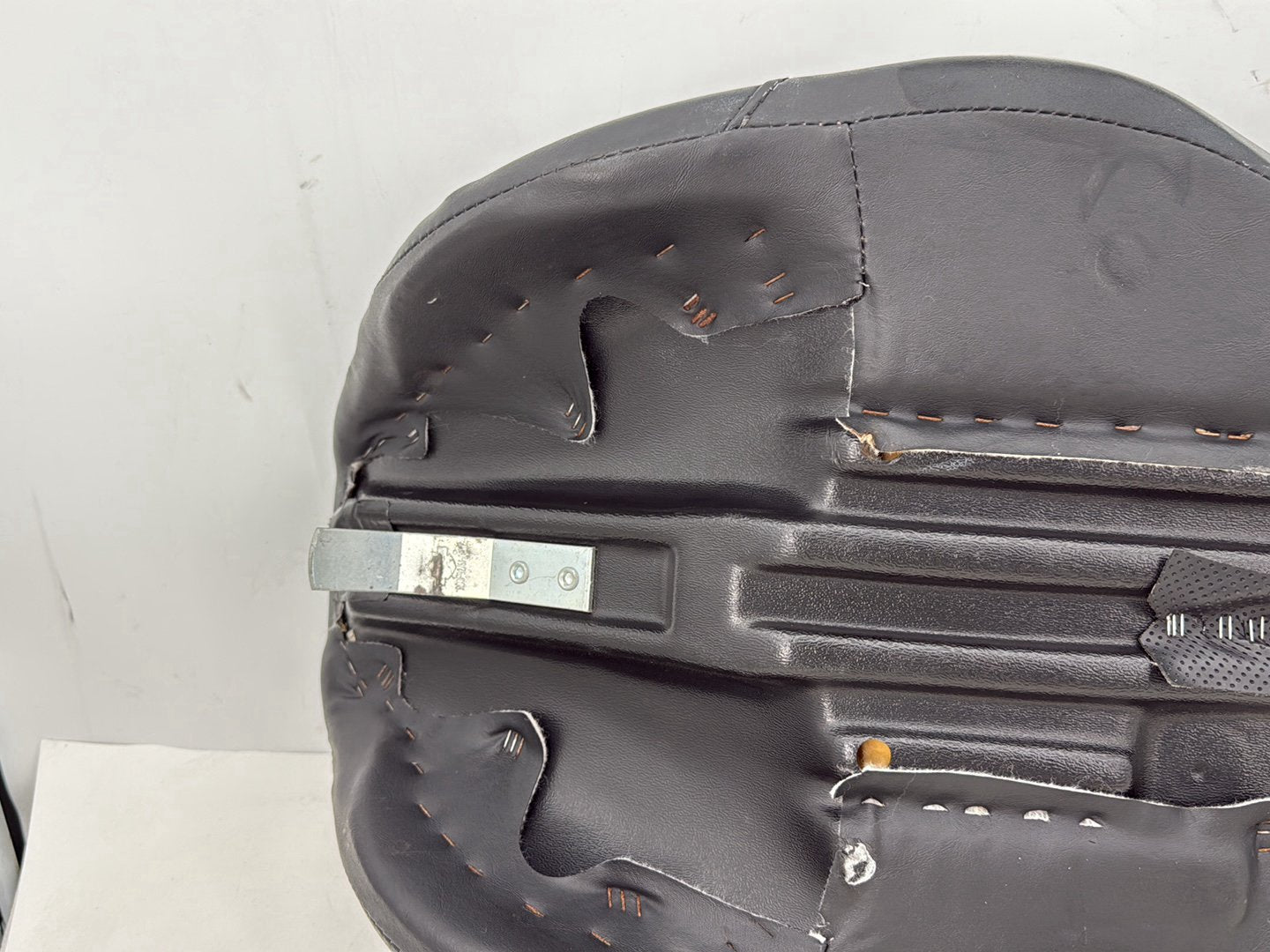 2007 Harley Electra Glide Touring Ultra OEM Passenger Rider Driver Seat Saddle