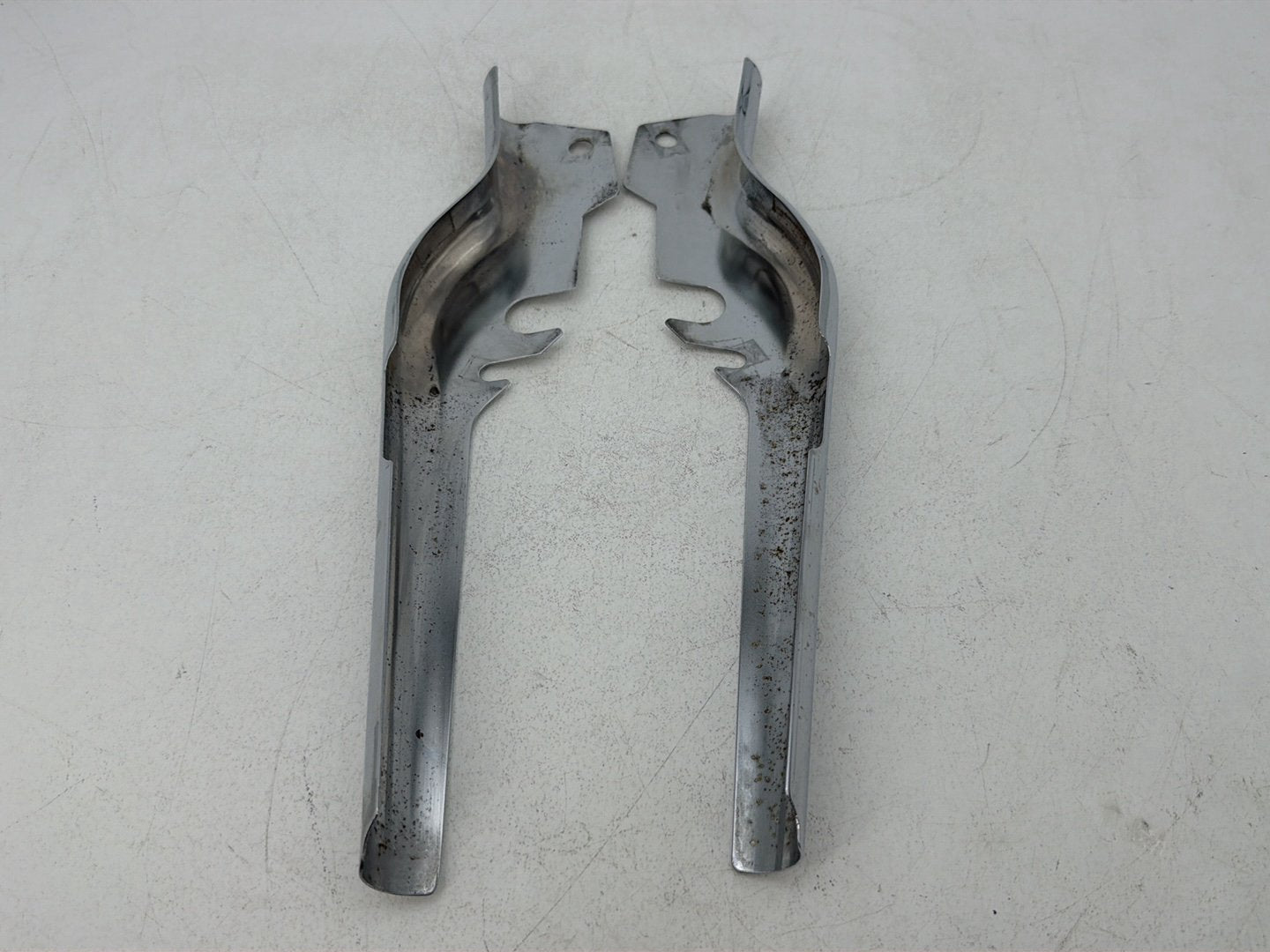 1993 Harley Touring FLHTC Electra Glide Classic OEM Left Right Saddlebag Fender Struts Brackets