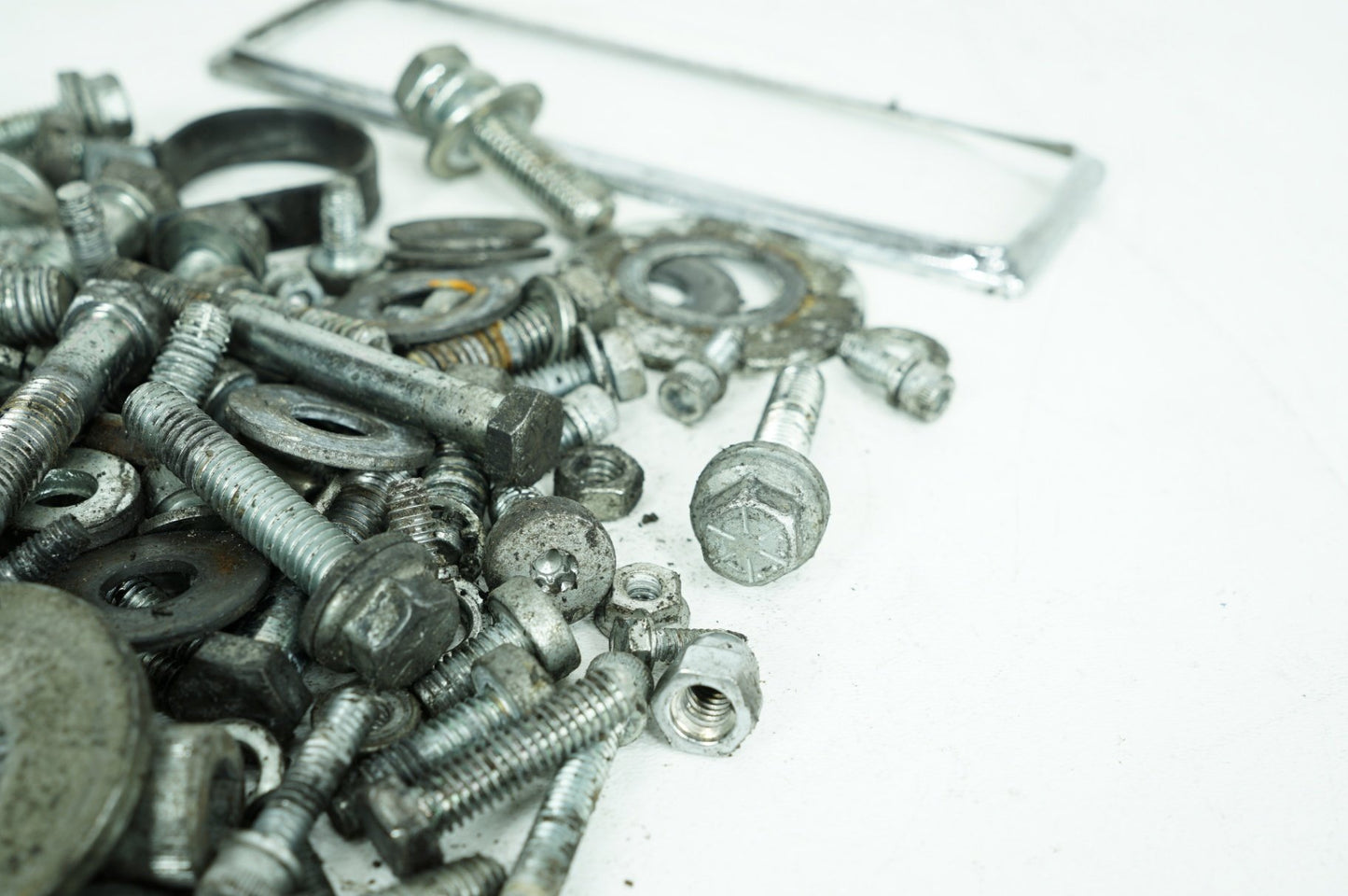 1999 - 2006 Harley-Davidson Touring Electra Glide Classic Hardware Bolts Nuts & Brackets