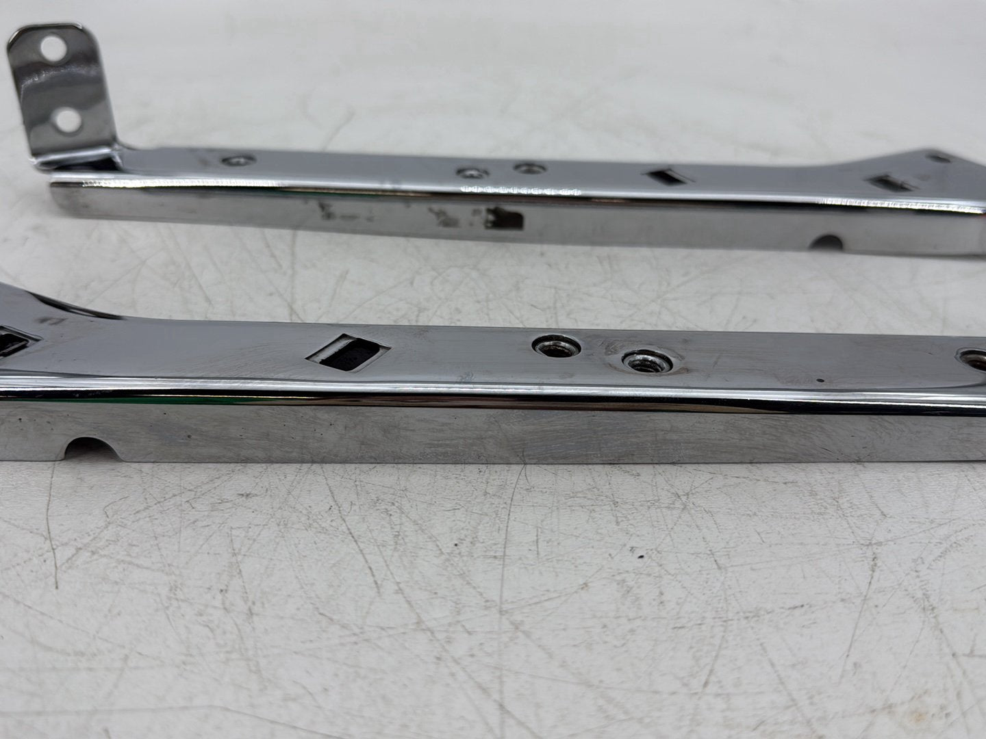1995 Harley Touring FLHTCI Electra Glide Classic OEM Left Right Saddlebag Fender Struts Brackets