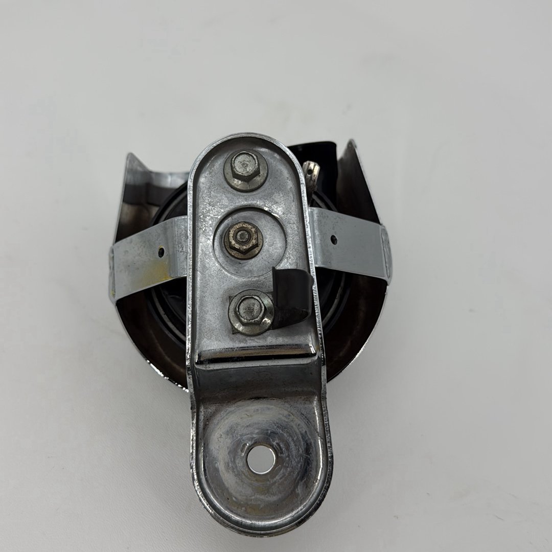 2007 - 2012 Harley-Davidson Touring Street Glide Horn Signal Klaxon Chrome Cover 69012-93A
