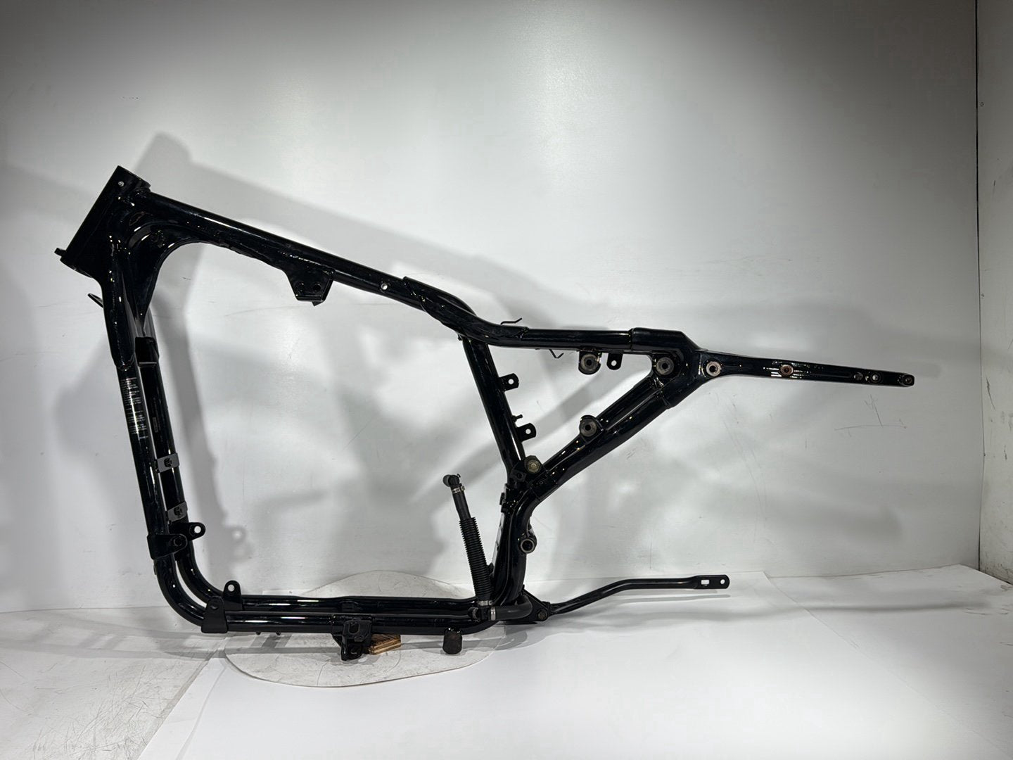 2003 Harley Sportster XL1200C 1200 Custom OEM Body Main Frame Chassis CLN CLR