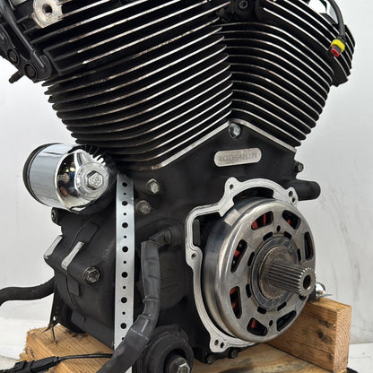 17 Harley Road Glide Touring OEM Milwaukee M8 107 Engine Motor Air Cooled 7 mi.