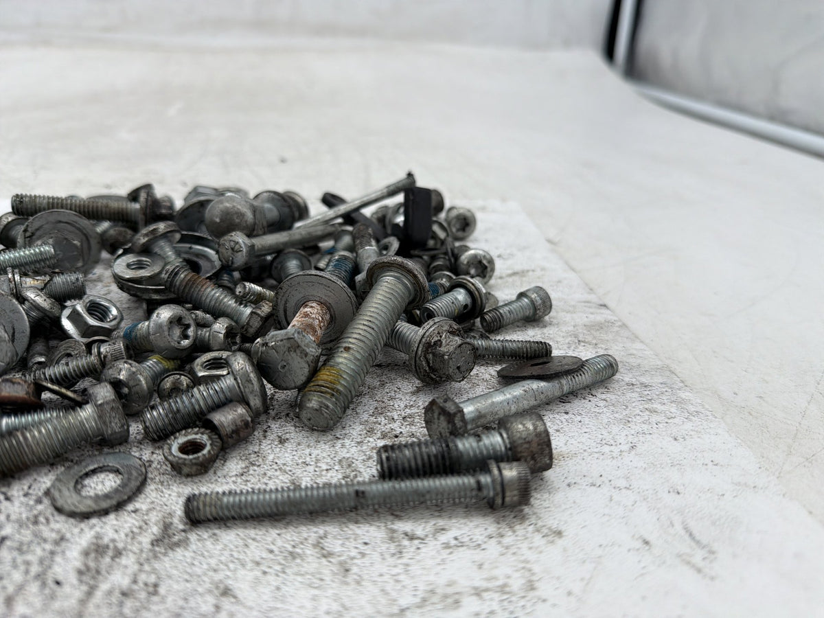 2017 Harley Dyna Street Bob FXDB OEM Hardware Bolts Nuts & Brackets