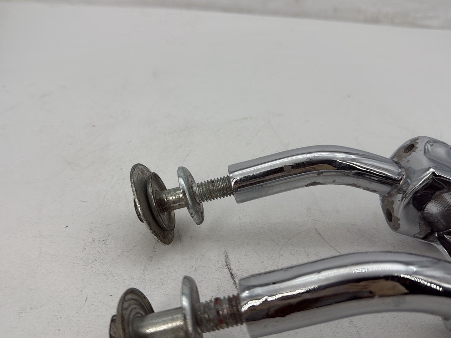 1998 Harley Road King Touring FLHRCI Classic OEM Front Handlebar Riser Top Clamp Chrome