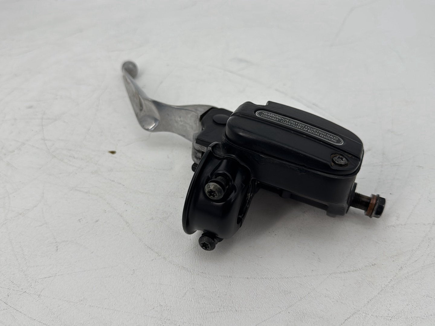 2008 - 2016 Harley-Davidson Touring Electra Glide Ultra Front Left Hand Clutch Lever Master Cylinder 36700056