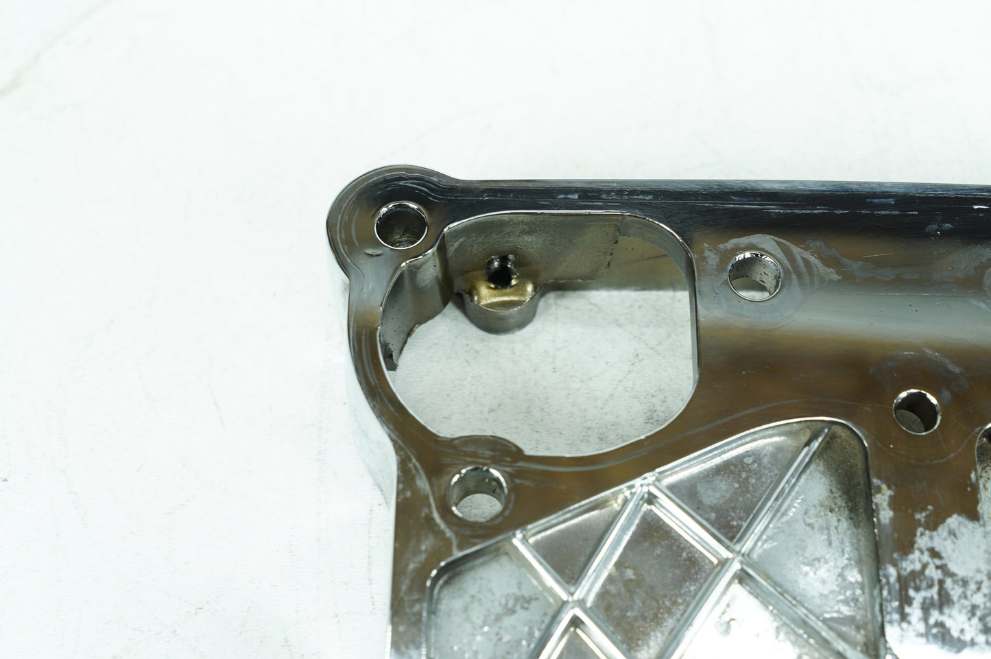 1999 - 2006 Harley-Davidson Touring Road King Classic Twin Cam Lower 1 Rocker Box 17543-99A 17543-99