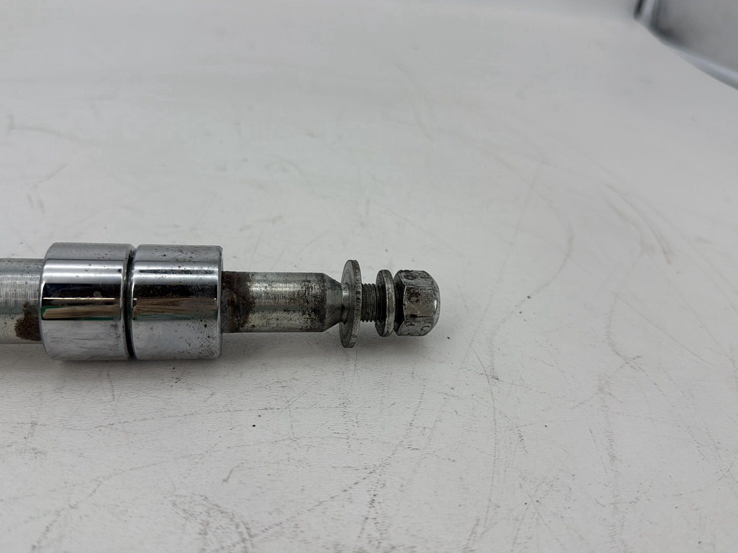 2007 - 2012 Harley-Davidson Touring Electra Glide Ultra Front Wheel Axle Bolt Shaft 	41547-07A