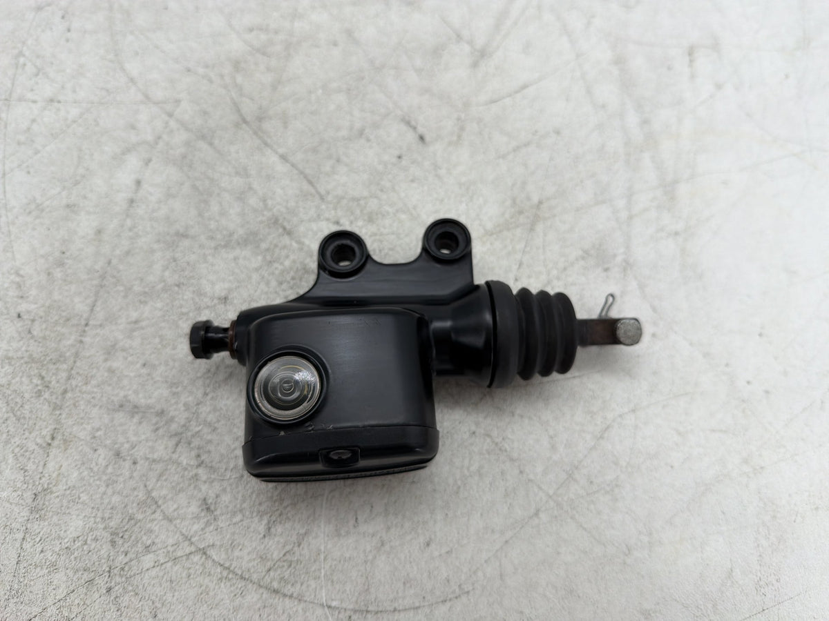 2010 Harley Electra Glide Touring Ultra OEM Rear Brake Master Cylinder Reservoir