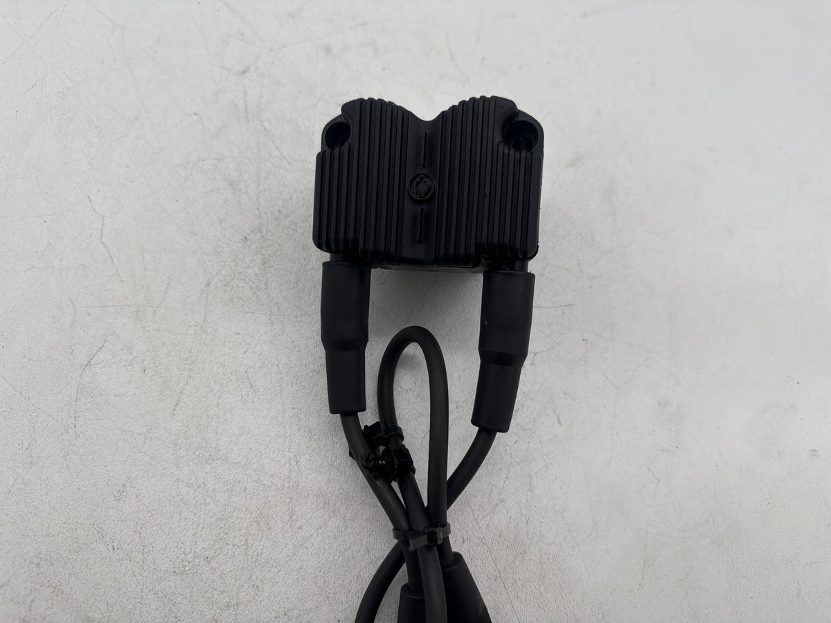 2014 Harley Softail Slim FLS OEM Ignition Coil Spark Plugs Cable