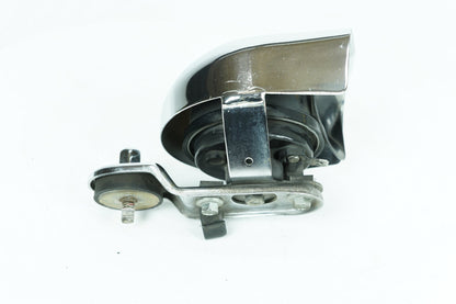 1999 - 2006 Harley-Davidson Softail Fat Boy Horn Signal Klaxon Chrome Cover 69012-93A
