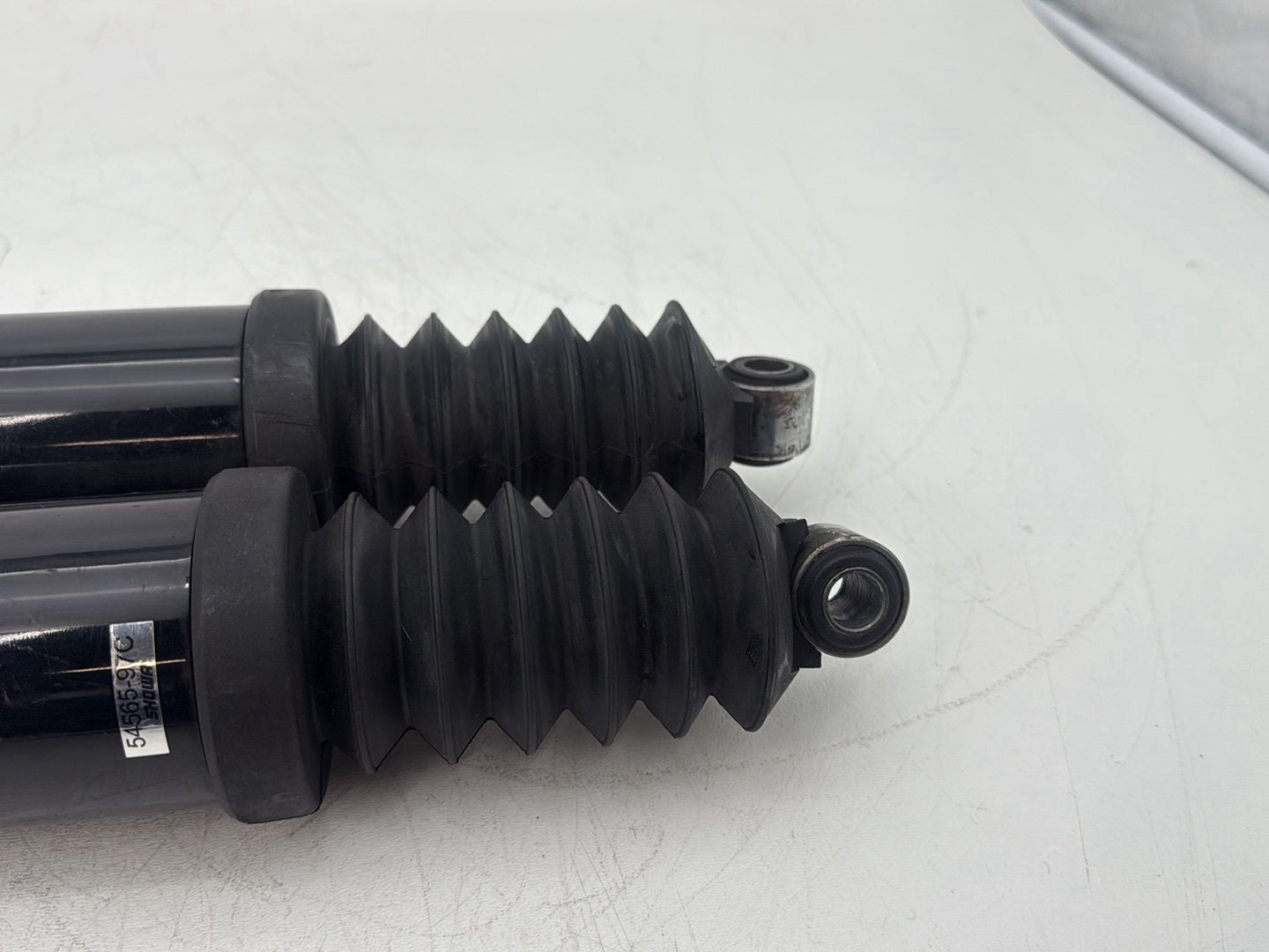 2007 Harley Touring FLHTCU Electra Glide Ultra OEM Rear Left Right Shock Absorbers