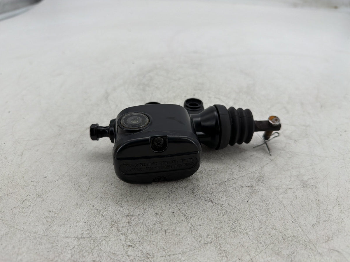 11 Harley Electra Glide Touring Police OEM Rear Brake Master Cylinder Reservoir