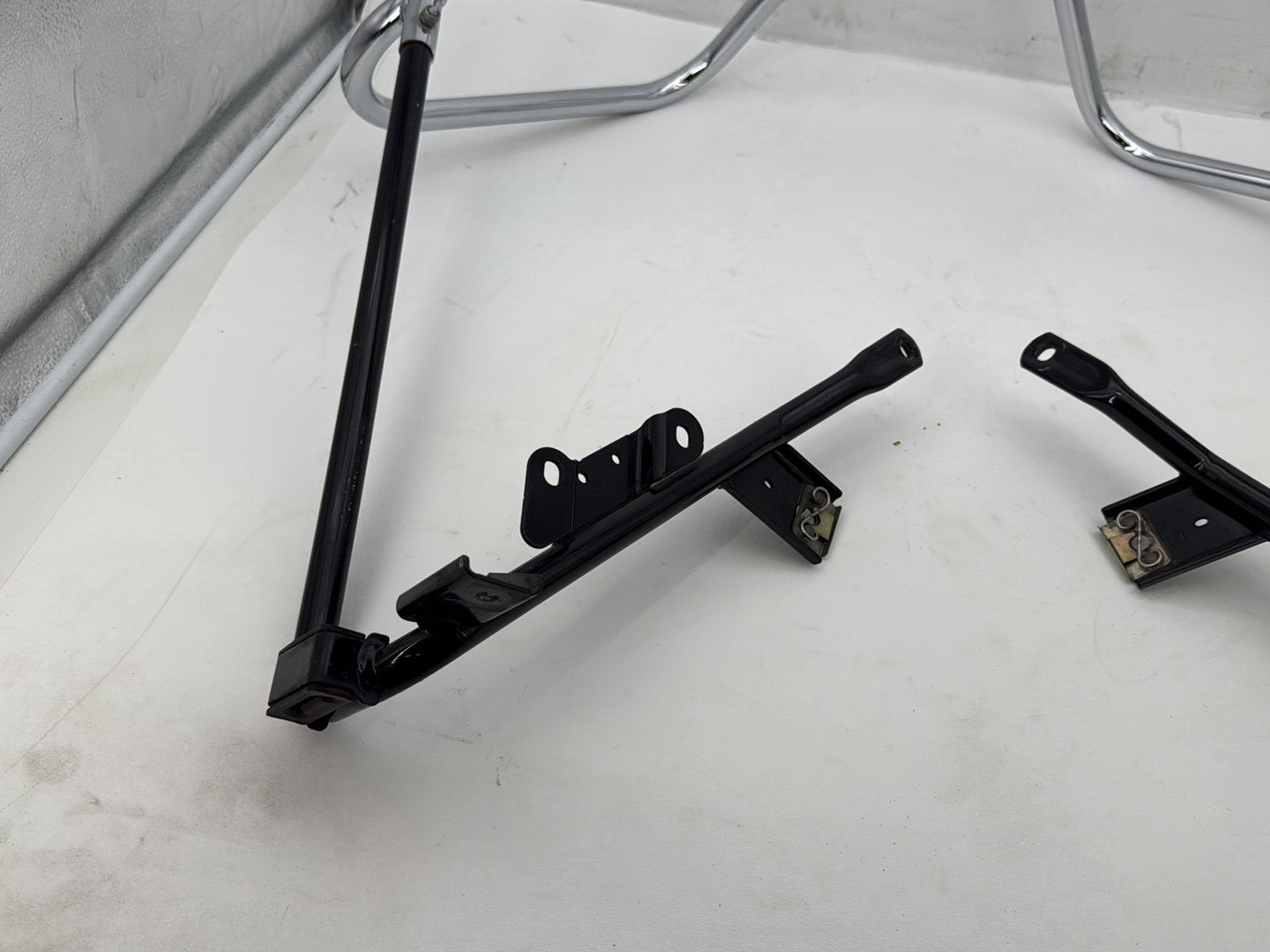 2011 Harley Road King Touring Classic Rear Left Right Saddlebag Guard Rails Bar