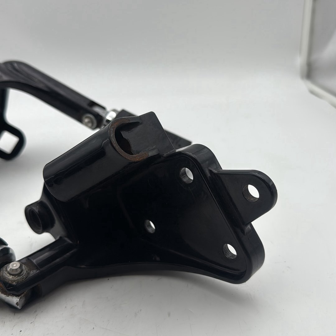1999 - 2006 Harley-Davidson Softail Night Train Left & Right Driver Step Foot Rest Pegs  	42507-00B